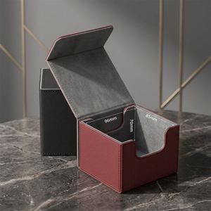 Boîte de rangement pour cartes Commander Deck 140+ avec pochettes individuelles, grande capacité, anti-humidité, logo COSMOS, TCG - Product Image 1