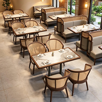 Offre Spéciale : Mobilier Commercial Moderne pour Restaurant – Banquette Courbe avec Table Ronde et Chaises pour Hôtels et Restaurants