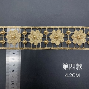 Aksesori pakaian buatan tangan terbuat dari manik-manik, menampilkan bordir renda emas dan dekorasi renda mawar. - Product Image 6