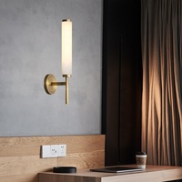 Applique murale LED haut de gamme en pierre naturelle à double tête, finition cuivre massif, style nordique cylindrique en albâtre pour villa