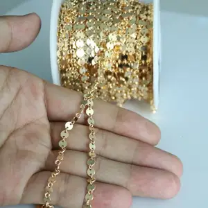 Rolo de corrente de disco de lantejoulas plana de 4 mm com preenchimento de ouro 14K 1/20 liso/martelado/texturizado/padrão elo e barra de corrente DIY acessórios para joias