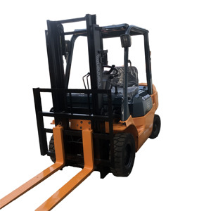 Toyota <b>Forklift</b> 2.5T Diesel Engine Powered Industrial Lift Truck with Cab and Safety Frame for Certified 0-2000 Hours - Product Image 3