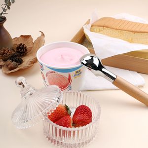 Cuchara de acero inoxidable para helado con mango de madera, cuchara metálica antiadherente para helado, gelato, sorbete y frutas, para uso doméstico. - Product Image 3