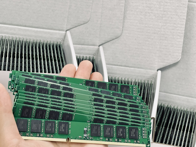 New Original DDR3 RAM 8GB 1600MHz Desktop/Laptop Gaming Memory Module OEM ODM Wholesale Factory Direct