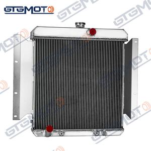 Radiador de aluminio de 3 filas GTGMOTO para camioneta <span class=keywords><strong>Dodge</strong></span> <span class=keywords><strong>D100</strong></span> Series 2.8L 3.7L Gas AT 1961-1969 - Product Image 1