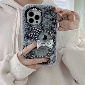 <span class=keywords><strong>Coque</strong></span> de téléphone en peluche brodée 3D avec lapin mignon et cadre d'appareil photo en strass OEM ODM pour <span class=keywords><strong>iPhone</strong></span> 11 <span class=keywords><strong>12</strong></span> 13 14 15 Pro Max - Product Image 3