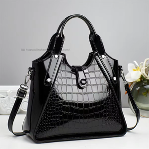 Sac à main pour femme à motif, grande capacité, tendance, sac bandoulière à fermeture éclair pour mamans d'âge moyen - Product Image 4