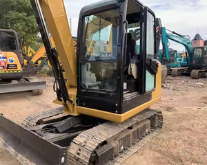 Excavatrice Caterpillar 305.5E & 305.5E2 d'occasion en bon état Performances optimales avec moteur et boîte de vitesses économiques Offre Spéciale - Product Image 6