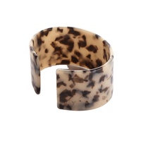 2023 Offre Spéciale forme ovale large longueur marron noir/blanc noir couleur main bracelet en acétate de tortue décoratif