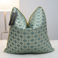 Housse de coussin décorative personnalisée en jacquard, taie d'oreiller en velours coupé pour la maison et l'hôtellerie