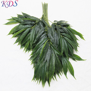 ใบไผ่เทียมสำหรับตกแต่งบ้าน ใบไม้ประดิษฐ์สีเขียวสำหรับตกแต่งภายนอก ต้นไม้จำลองพลาสติกสีเขียว - Product Image 1