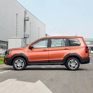 SUV à essence turbo 7 places le plus vendu, SWM Great Tiger, transmission automatique, norme d'émission Euro VI, caméra arrière 360°, couleur foncée - Product Image 4
