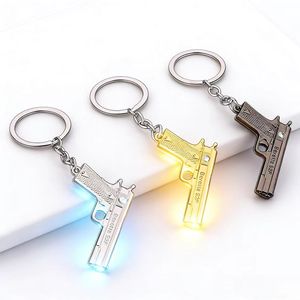 Llavero de Metal Personalizado con Forma de Pistola Desert Eagle, Juego de Llaveros para Mochila, para Parejas o Amigos, como Regalo - Artículo Premium Hecho a Mano - Product Image 1