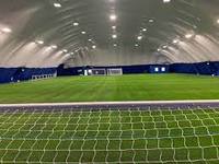 Dôme de sport gonflable en PVC PVDF ignifuge et durable à installation rapide pour football et golf