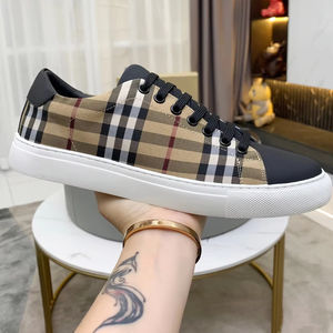 Nouvelles chaussures décontractées rétro à plateforme en coton de créateur originales - Chaussures de marche de style skateboard de haute qualité et tendance - Product Image 1