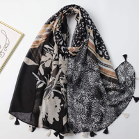 Selendang Wanita Motif Daun Etnik Bergaya, Bahan Polyester Ringan, Panjang, dan Bernapas, Cocok untuk Pesta dan Pelindung dari Sinar Matahari