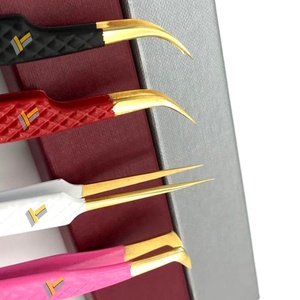 Gold Tip Diamond Grip Calidad Premium Logotipo personalizado Pinzas para extensión de pestañas Tipo de Punta puntiaguda de acero inoxidable sostenible - Product Image 3