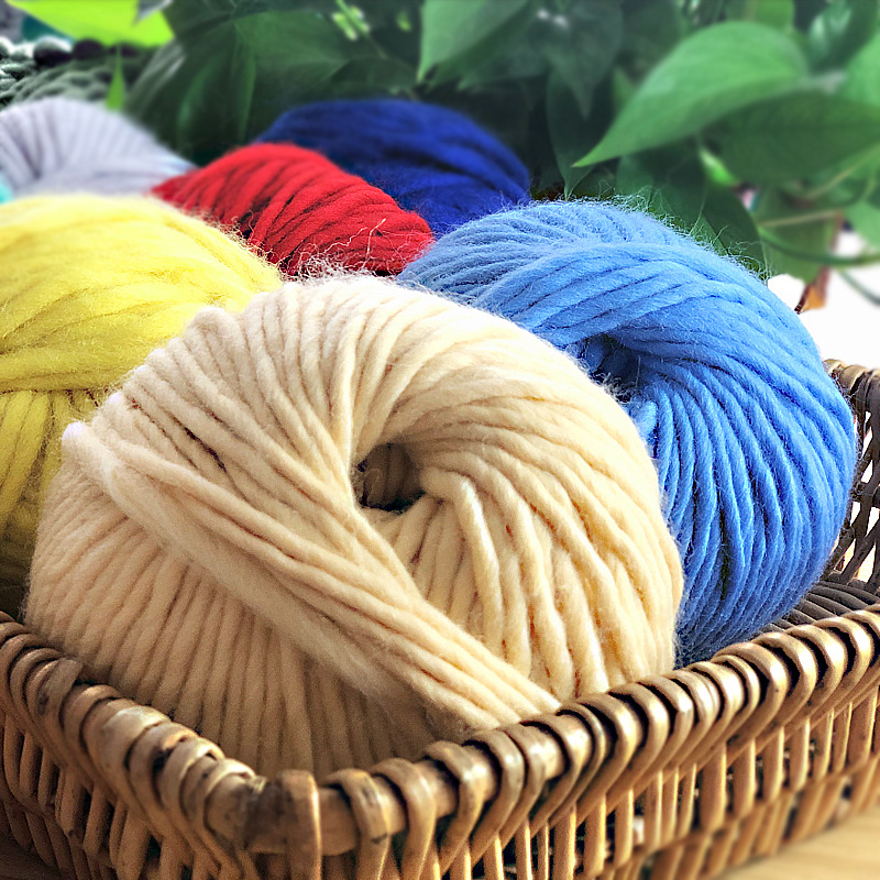 High Quality Knitting 8mm Fancy Yarn Tufting Crocheted 100% Merino Chunky Wool Yarn For Hand Knitting