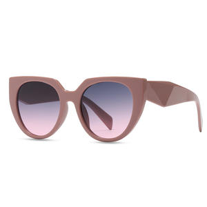 Marque de luxe Designer Cat Eye Wear femmes <span class=keywords><strong>lunettes</strong></span> de soleil noir adulte <span class=keywords><strong>tendance</strong></span> été <span class=keywords><strong>2022</strong></span> nouvelle mode <span class=keywords><strong>lunettes</strong></span> de soleil femmes UV400 <span class=keywords><strong>lunettes</strong></span> - Product Image 4