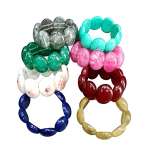 Nouveaux Bracelets Géométriques Facettés en Résine Bleu Ciel Vintage, Bijoux Faits Main Tendance et Élégants en Acrylique Large et Massif pour Femme, Idéaux pour les Fêtes - Product Image 3