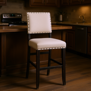 Silla de Barra de Altura Media en Lino Color Marfil con Detalles de Tachuelas y Estructura de Madera para Cocina - Product Image 2