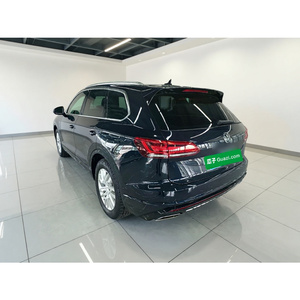 Volkswagen <span class=keywords><strong>Touareg</strong></span> Usata in Vendita 2021 Benzina Automatica SUV Trazione Integrale 5 Posti Guida a Sinistra Blu Inventario Concessionario Esportazione 91400km - Product Image 4