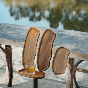 Plats en bois naturel écologiques polis de forme irrégulière faciles à nettoyer en noyer, plateaux de service avec rainures, plat profond - Product Image 4