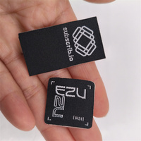 Étiquette RFID tissée en tissu à double puce UHF NFC pour vêtements, baskets, chapeaux