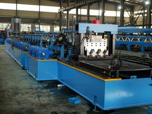 गर्म बिक्री 2 और 3 तरंगें सड़क कार क्रैश बैरियर और सी बीम गार्ड रेल रोल बनाने वाली मशीन टाइल बनाने वाली मशीनरी - Product Image 6