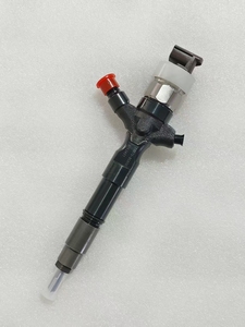 自動車部品 コモンレールディーゼル燃料噴射装置 295050-0470 23670-39355 トヨタ 1KD-FTV用噴射弁 新しいインジェクターノズル - Product Image 2