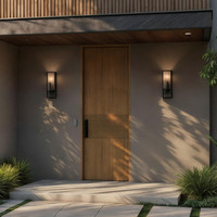 Porte d'entrée en bois massif, porte extérieure en bois contemporaine pour applications de construction