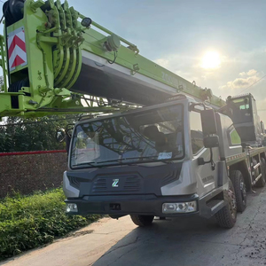 Grúa Telescópica de 35 Toneladas Zoomlion ZTC350H de Alta Calidad, Piezas Resistentes para un Trabajo Estable en Proyectos de Construcción - Product Image 1