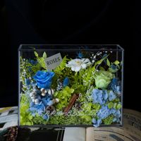 Caja de Flores Acrílica Pequeña con Rosas Reales, Acabado Elegante, Regalo para Cumpleaños y San Valentín
