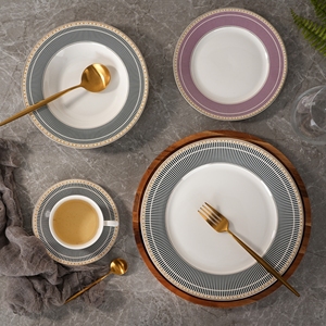 Wholesale Luxury Gold Bone China 20pcs Dinner <b>Set</b> Porcelain Geometric Charm Eco-Friendly Ceramic <b>Cup</b> Kit for Home Wedding Use - Product Image 3