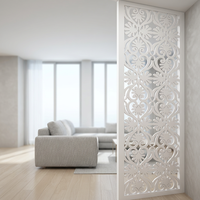 Paravent contemporain en aluminium avec motif floral sculpté pour salle à manger, largeur 70 pouces, finition thermolaquée