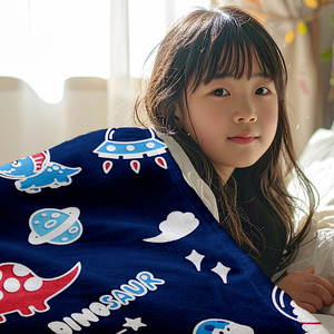 Vente en gros de couvertures à capuche lumineuses, ponchos lumineux surdimensionnés pour enfants et adultes, cadeau d'anniversaire, logo personnalisé OEM - Product Image 3