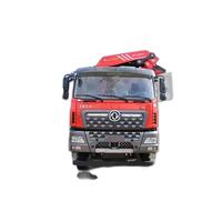 Camion-grue télécommandé sans fil pour une manipulation précise des matériaux