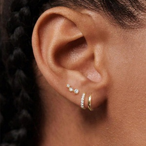 Juego de Pendientes de Oreja Geométricos de Moda Chapados en Oro de 18K con Engaste de Diamantes Completos Exquisito para Aniversario de Mujer - Product Image 3