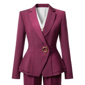 Conjunto Feminino de Inverno <span class=keywords><strong>Formal</strong></span> de 2 Peças: Blazer e Calça com Botões Decorativos, 100% Poliéster, Antirrugas, Gola Entalhada, 200gsm - Product Image 1