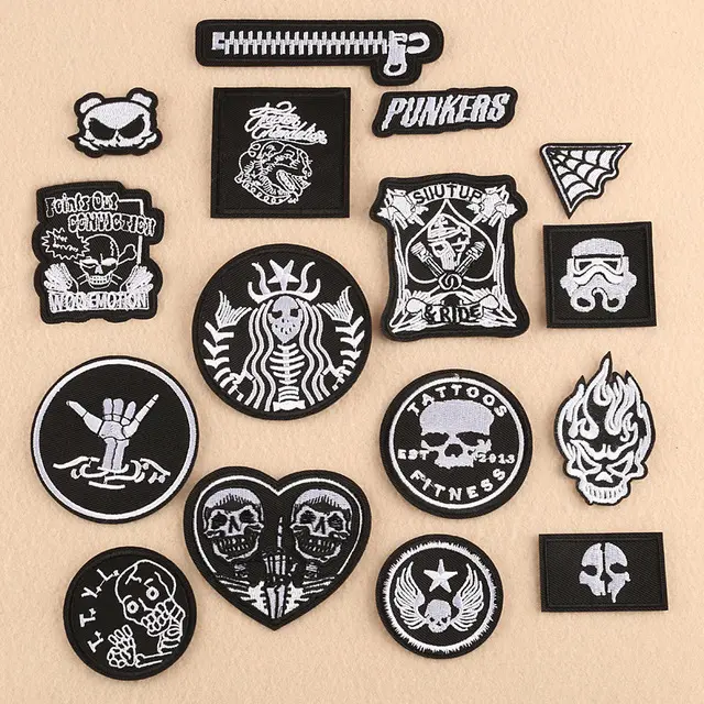 16PCS Wholesale Black And White Skull Patch Slim Patch Clothes Custom Ironing Embroidery Patch