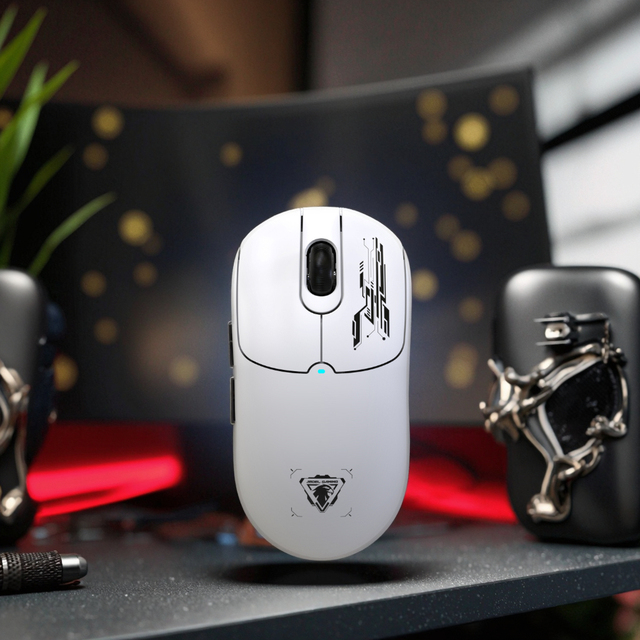 OEM Factory Custom 2.4G PAW3311 Gaming Mouse 5D Lightweight Three-Mode Custom Gaming Mouse Wired Gaming Mouse for Laptop PC
