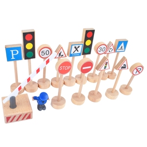 Blocs <span class=keywords><strong>de</strong></span> construction <span class=keywords><strong>de</strong></span> circulation en bois, <span class=keywords><strong>jouet</strong></span> miniature, panneaux <span class=keywords><strong>de</strong></span> <span class=keywords><strong>signalisation</strong></span> routière en bois, <span class=keywords><strong>jouet</strong></span> <span class=keywords><strong>de</strong></span> <span class=keywords><strong>signalisation</strong></span> routière, vente directe d'usine - Product Image 3