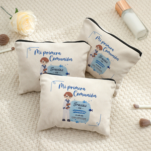 Bolsa de Maquillaje Personalizada con Diseño de Primera Comunión en Español, Bolsa de Viaje para Artículos de Aseo - Product Image 3