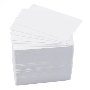 Cartes en PVC vierges cartes à jouer cartes en plastique pour dessin et bricolage 30 Mil qualité graphique blanc 3 ensembles couleur personnalisée OEM accueilli