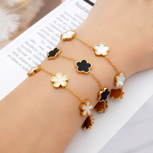 Bán buôn trang sức thép không gỉ thời trang mạ vàng 18K, vòng tay dây xích và vòng tay charm hoa anh đào dễ thương dành cho nữ - Product Image 5