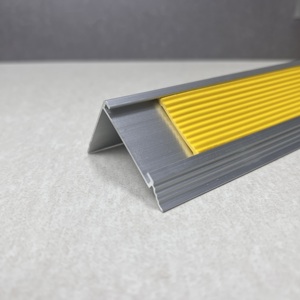 Bande antidérapante en alliage d'aluminium de haute qualité <span class=keywords><strong>à</strong></span> <span class=keywords><strong>prix</strong></span> compétitif, export direct d'usine vers les clients du monde entier - Product Image 3