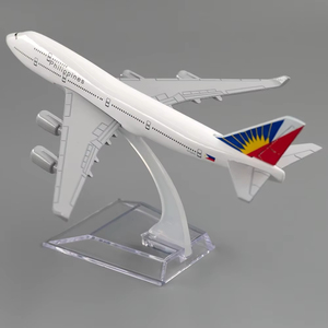 Modèle d'avion en métal Boeing 747-400 Philippines Airlines de 16 cm pour l'exposition - Product Image 5