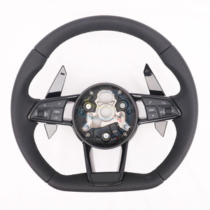 Volante in Pelle Riscaldato di Qualità OEM per <span class=keywords><strong>Audi</strong></span> A3 A4L A5 A6L A7 Q2L Q3 Q5 Q5L Q7 <span class=keywords><strong>TT</strong></span>/TTS Coupé Roadster con Leve del Cambio - Product Image 4