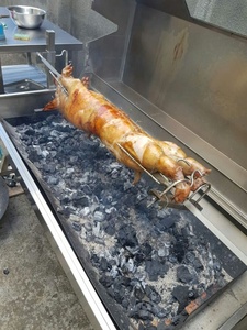 Asador Portátil Automático Plegable de Metal para Cerdos, Mini Asador para Camping, Uso Doméstico y Comercial, a Carbón - Product Image 4