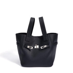 Nouveau sac à main en cuir véritable pour femmes, style classique, sensation haut de gamme, sac bandoulière, durable et léger - Product Image 2